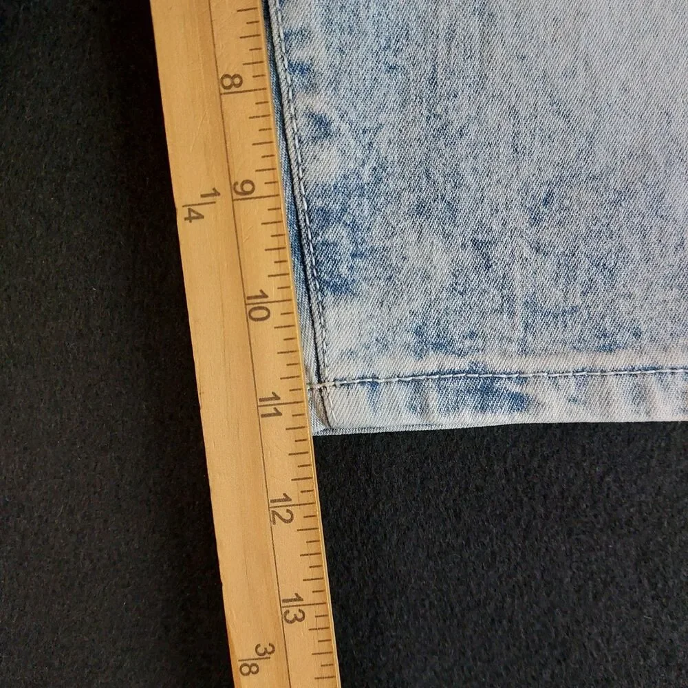 Southpole Slim Fit Jean Shorts Size 36 (Fit 37x11) Acid Wash